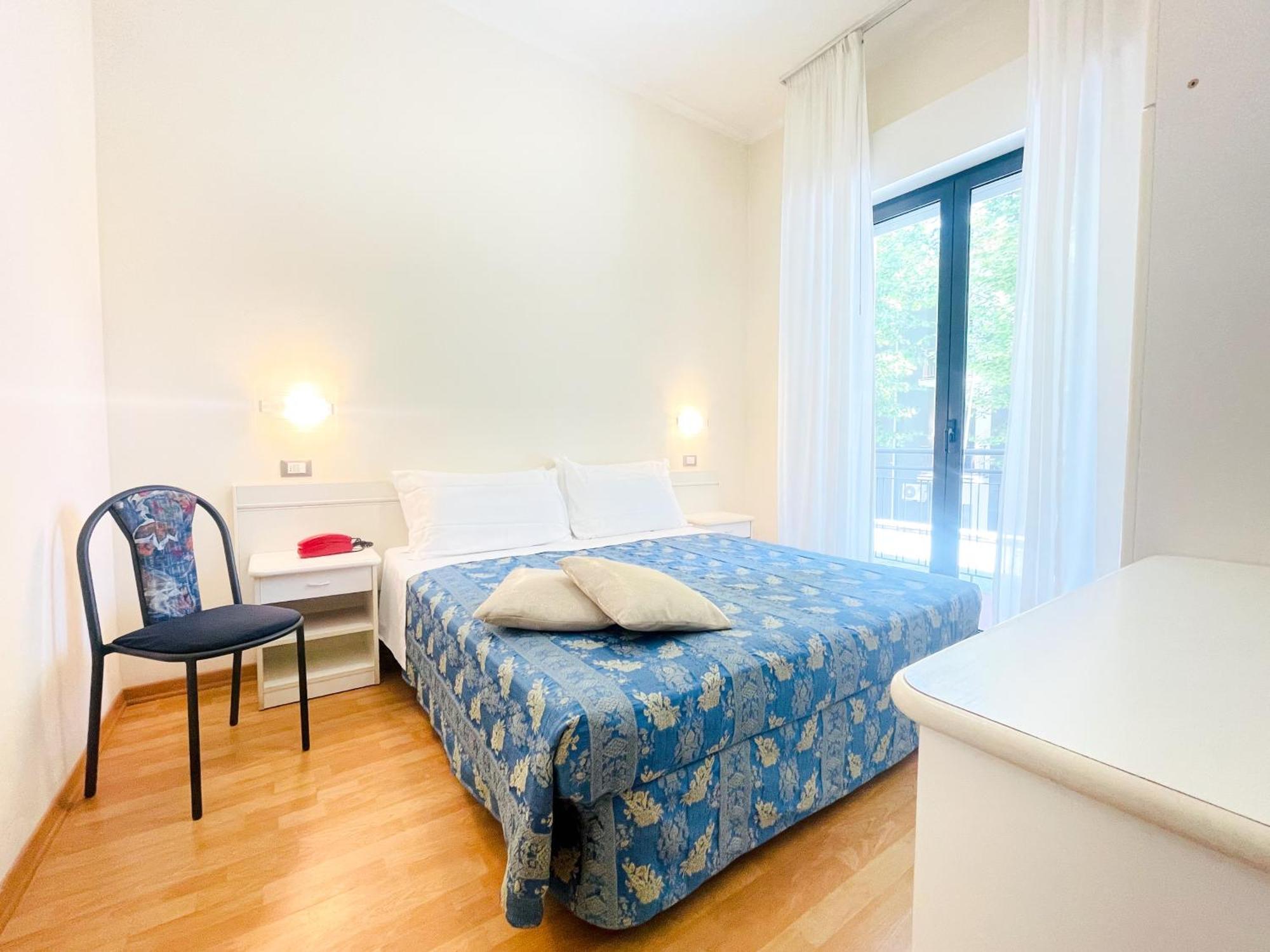 Hotel Bolognese 贝拉里亚-伊贾马里纳 外观 照片