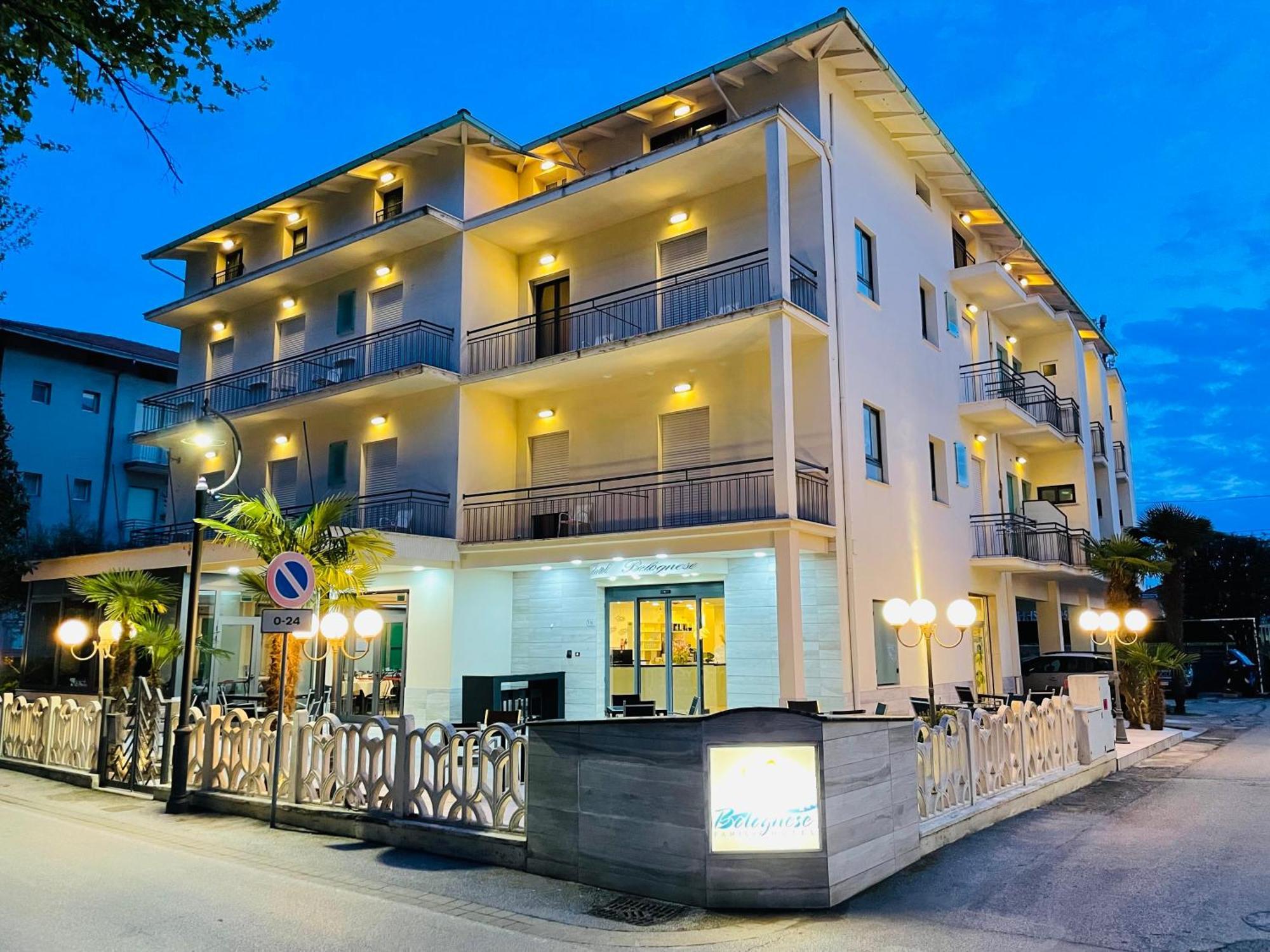 Hotel Bolognese 贝拉里亚-伊贾马里纳 外观 照片