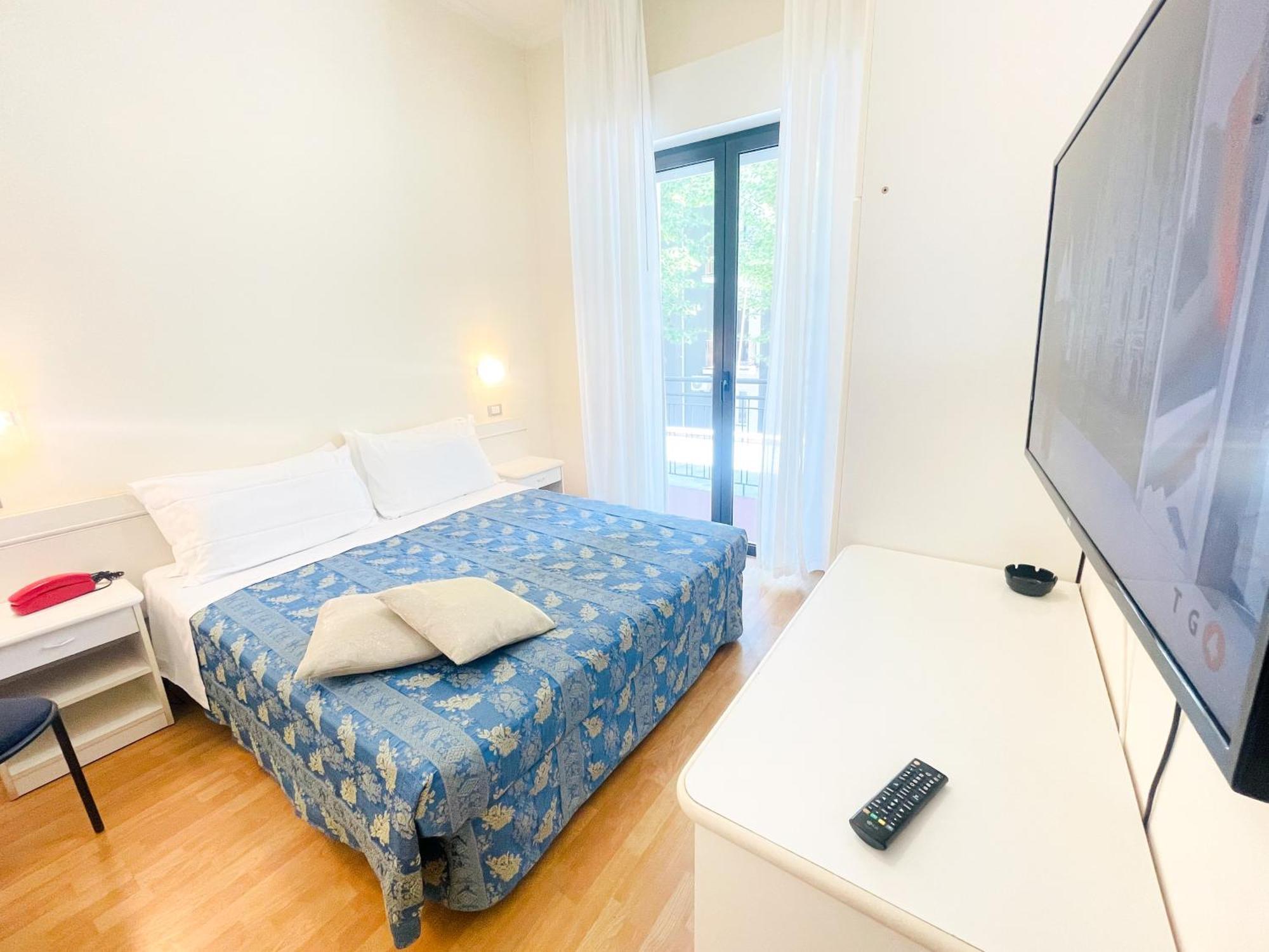 Hotel Bolognese 贝拉里亚-伊贾马里纳 外观 照片